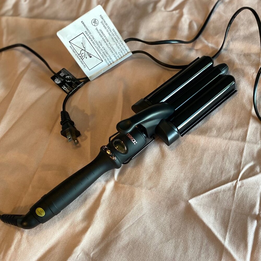 Amika High Tide Deep Waver Beach Waver Curling Iron